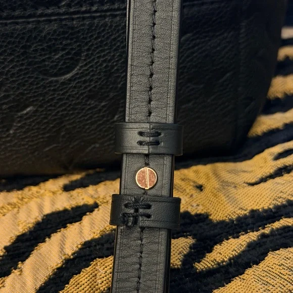 Authentic Louis Vuitton black montouris backpack GREAT CONDITION - Picture 14 of 16